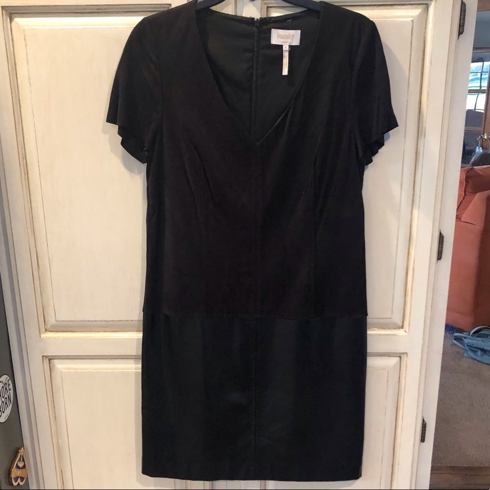 Laundry by Shelli Segal dress